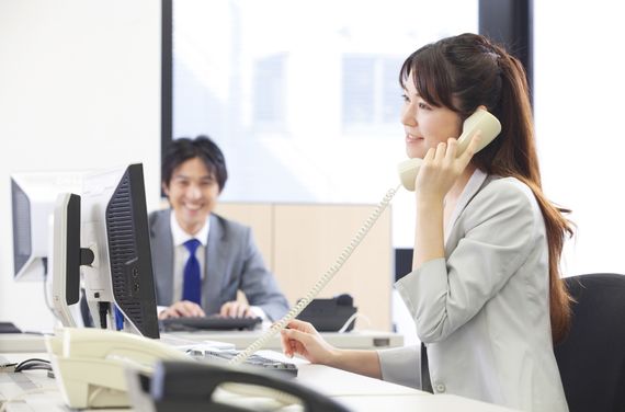 様々な相談に丁寧に応じる